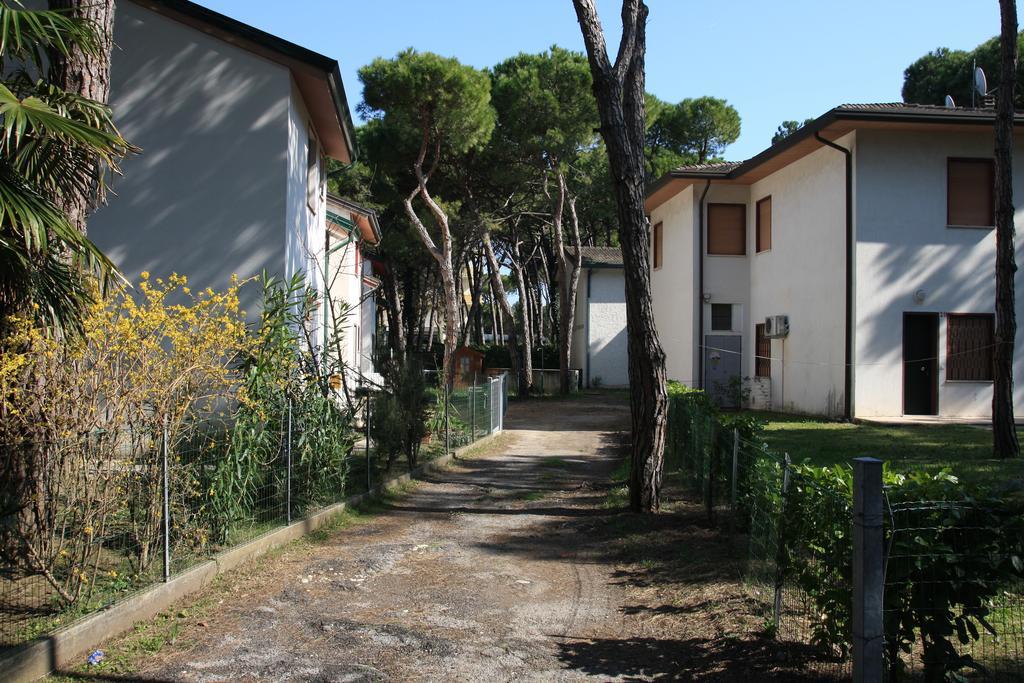 Villaggio Solveig Family Apartments Τζεσόλο Λίντο Εξωτερικό φωτογραφία